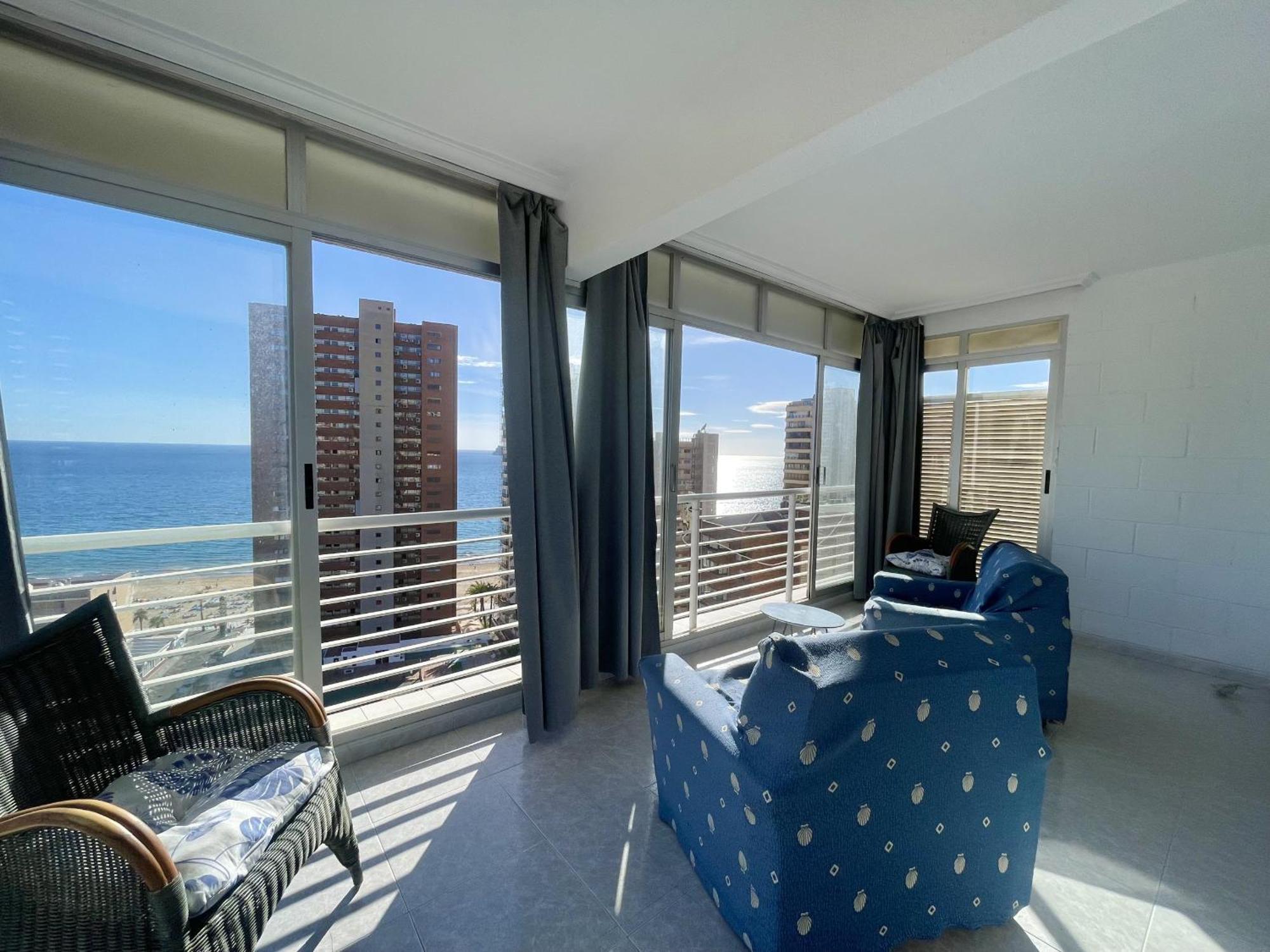 Caballos Apartment Бенидорм Экстерьер фото