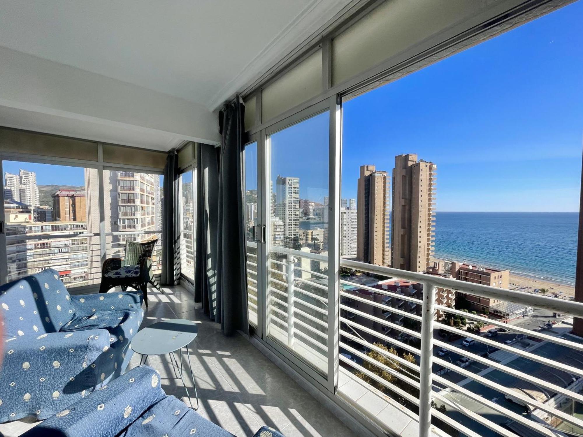 Caballos Apartment Бенидорм Экстерьер фото